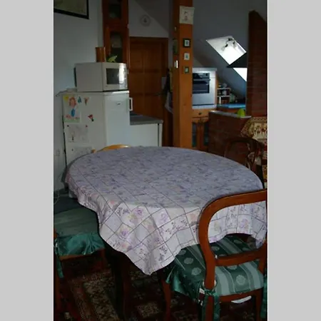 Balatonfesto Apartman * Veszprém